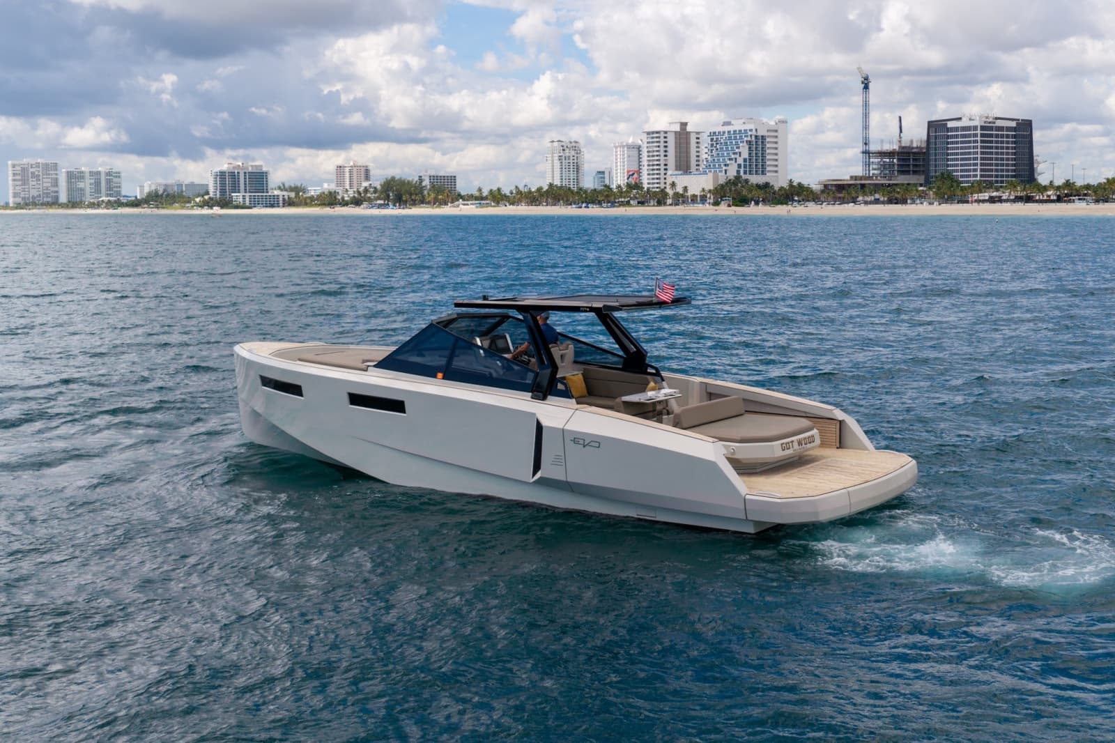 2023 Evo Marine R4