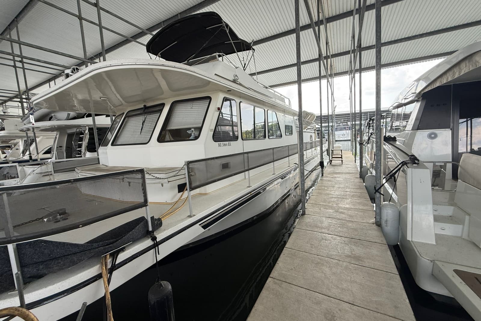 2003 Gibson 5500 SERIES