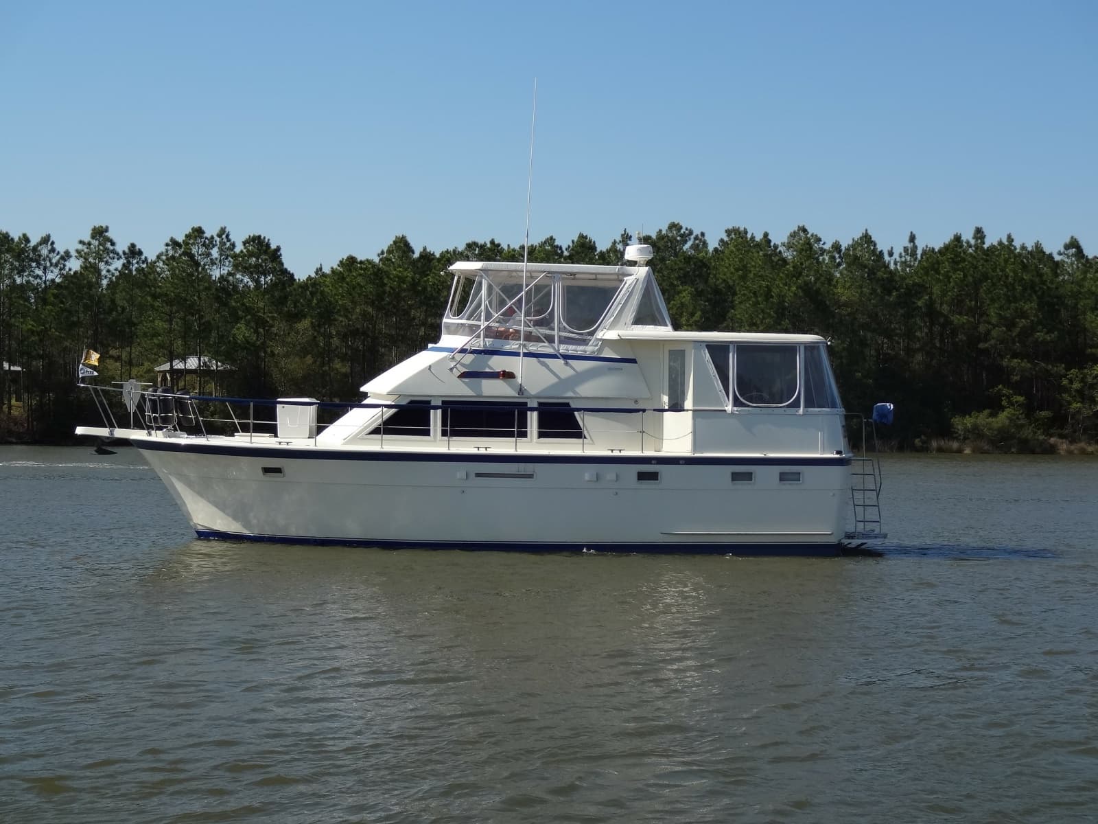 1987 Hatteras 43