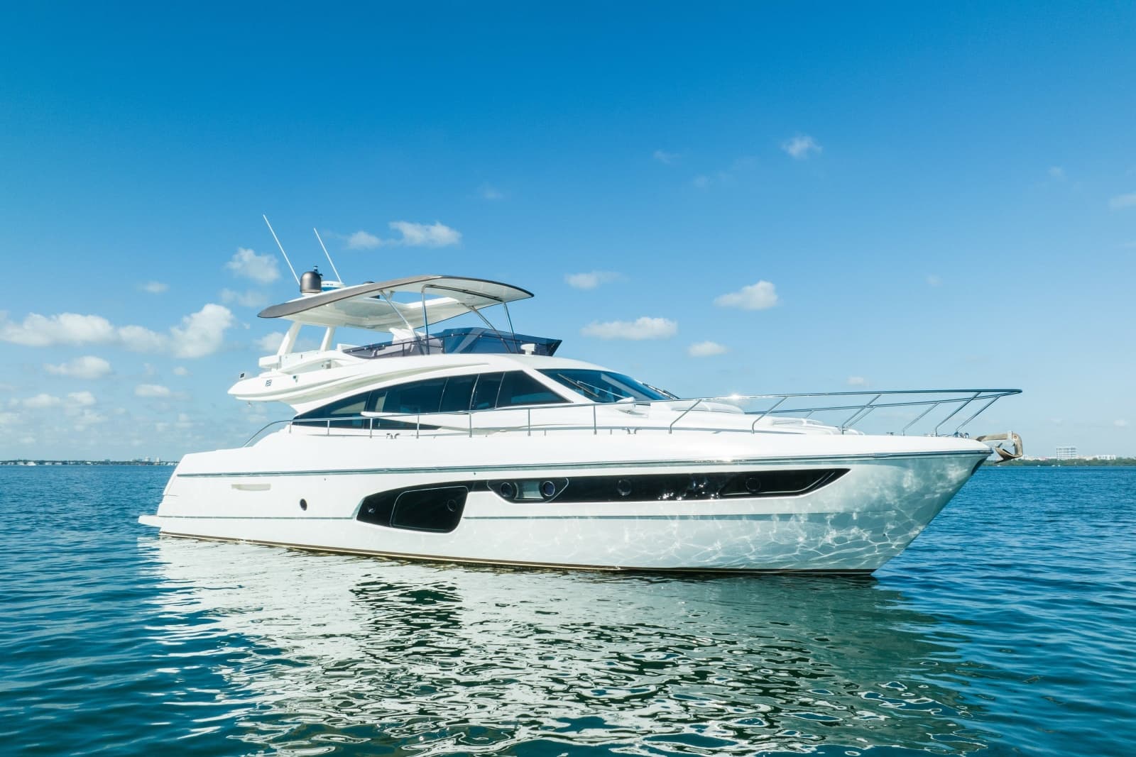 2016 Ferretti Yachts