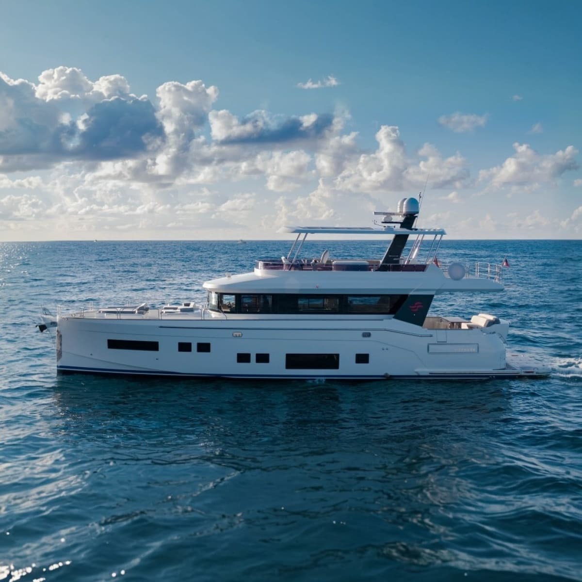 2021 Sirena 64