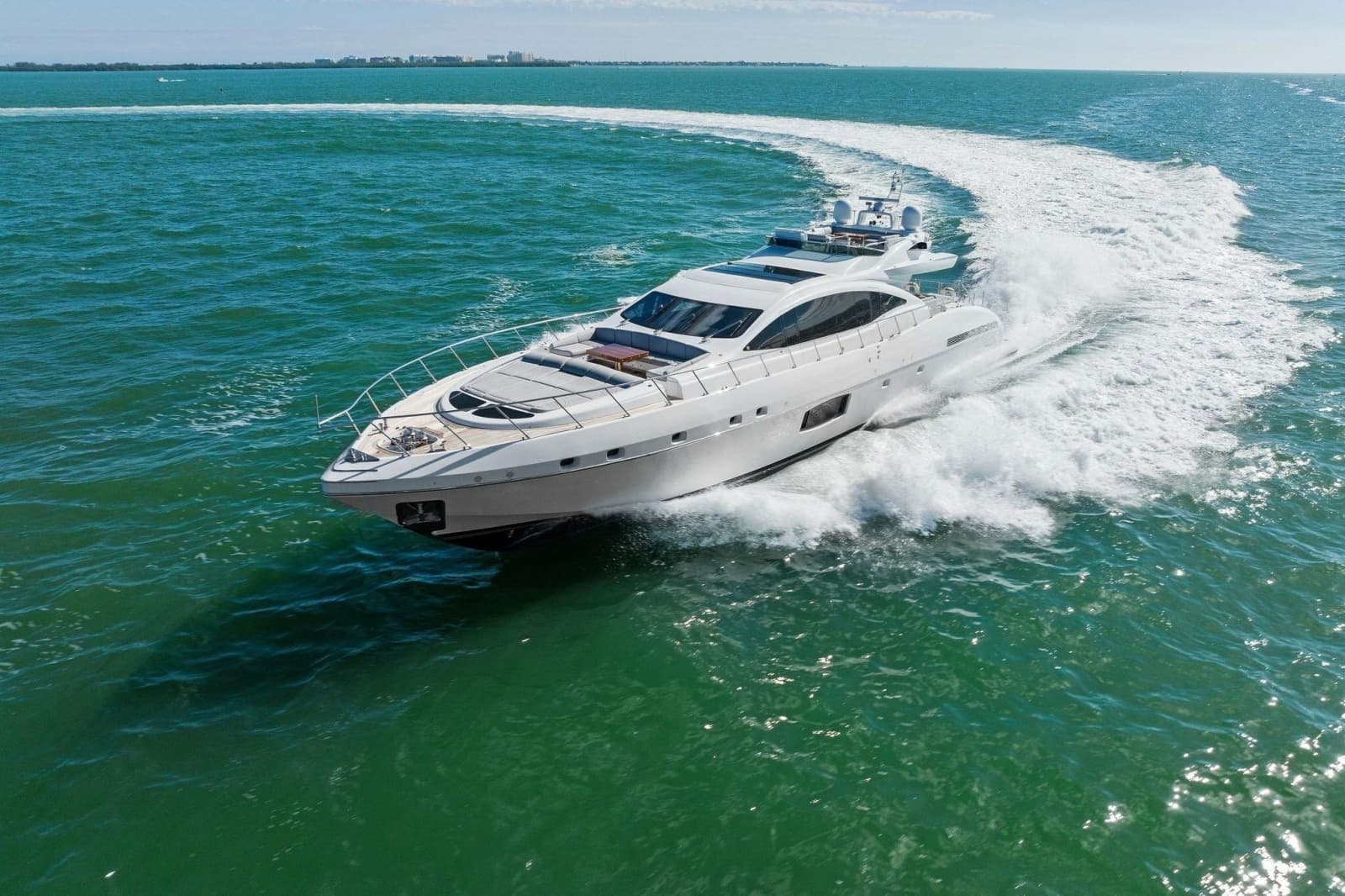 2016 Mangusta 94