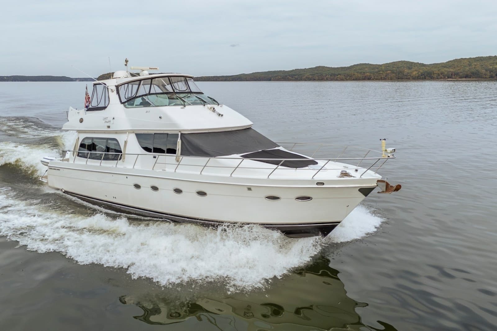 2006 Carver 56 Voyager