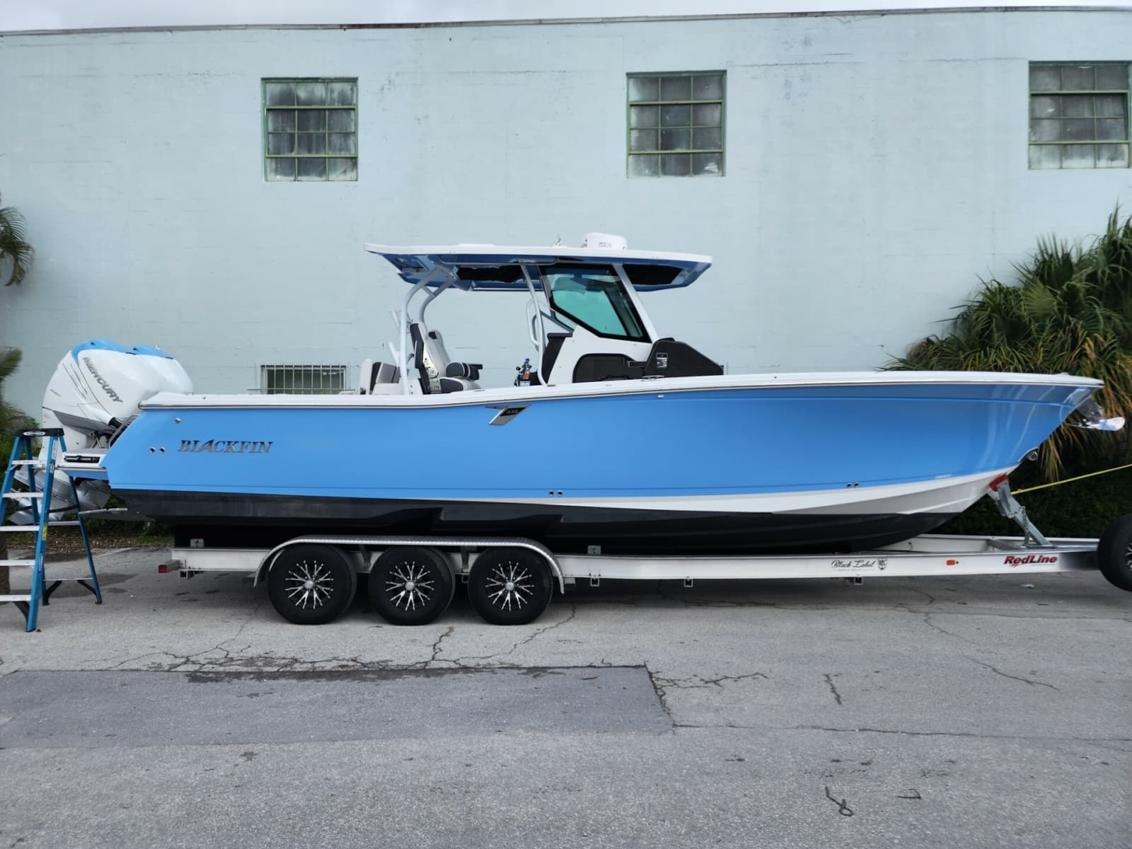 2023 Blackfin 332 CC