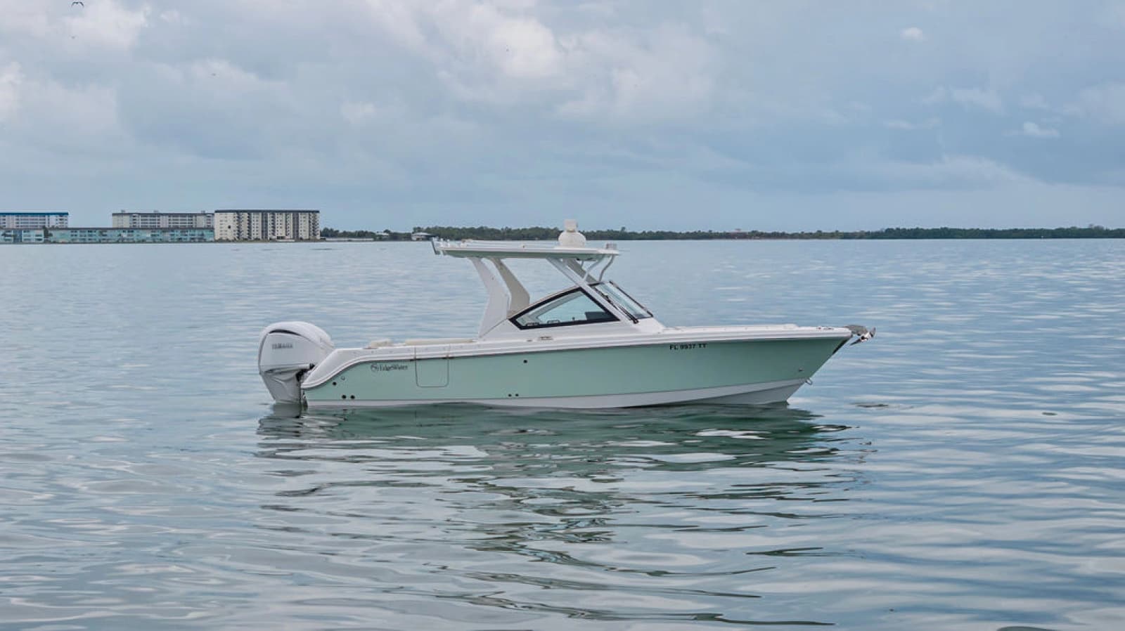 2024 Edgewater 262CX Crossover