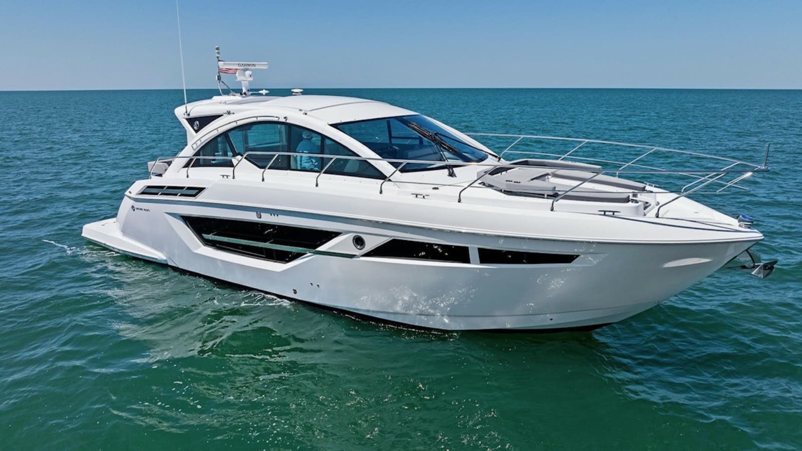 2024 Cruisers Yachts 50 Cantius