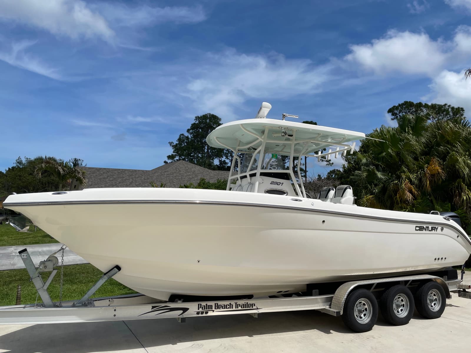 2015 Century 2901